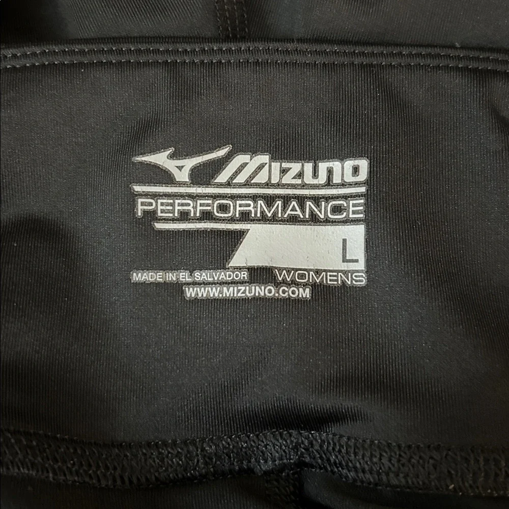 Mizuno performance volleyball